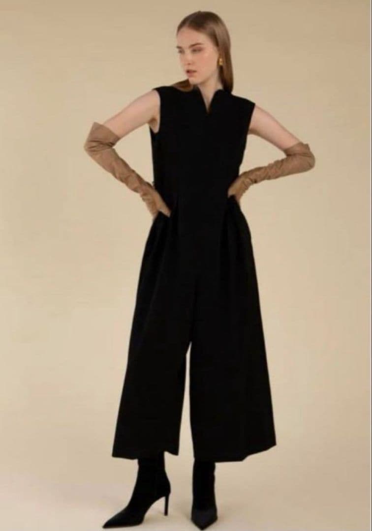 Heve ハートネックオールインワン 新品未使用　ブラック36