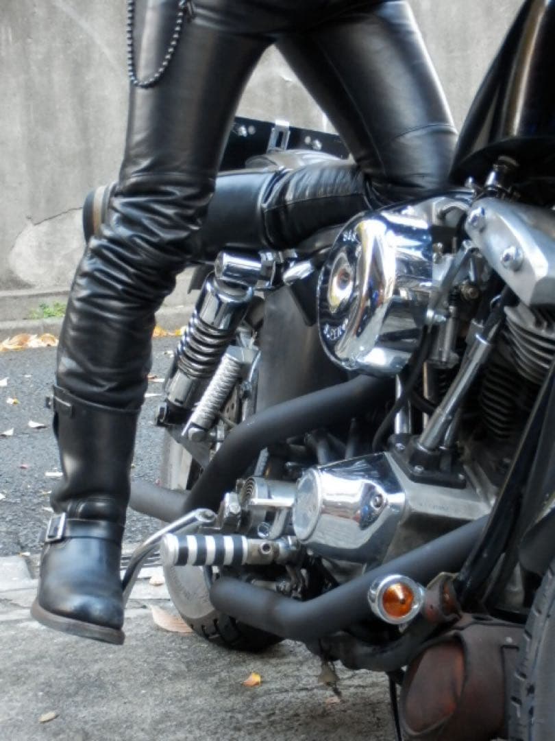 K*M様 美品 ロアーズオリジナル レザーパンツ M サイズROARS ORIG