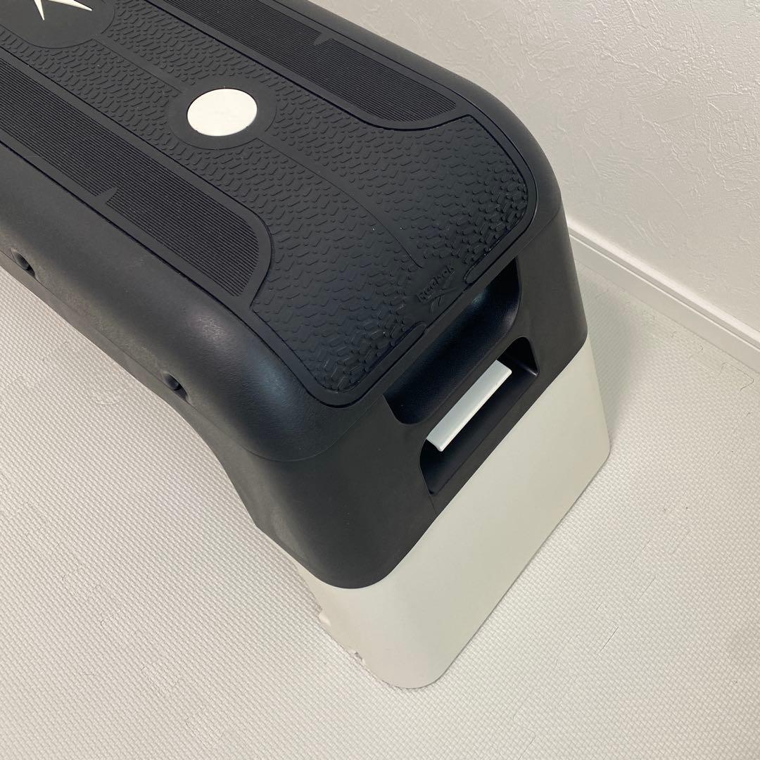 Reebokデッキ トレーニングベンチ