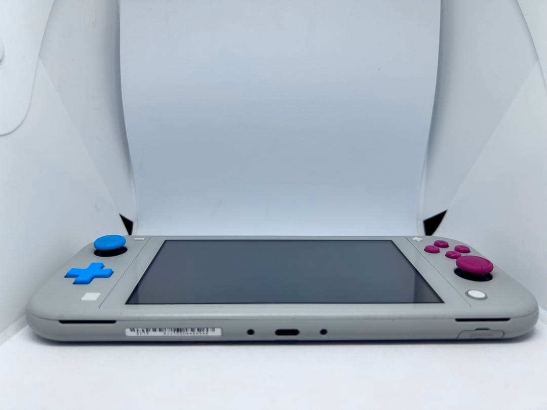 Nintendo Switch Lite ポケットモンスターザシアンザマゼンタ