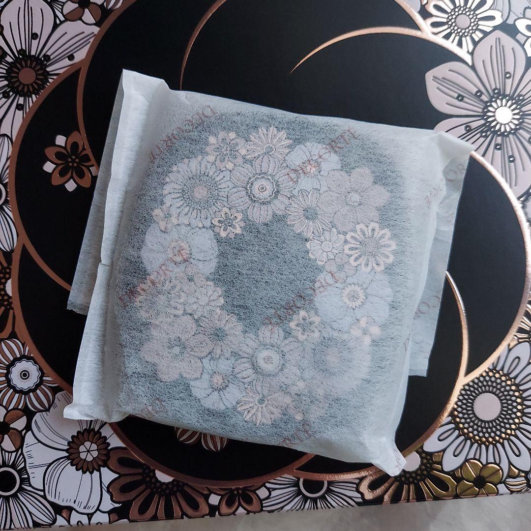 〈新品〉コスメデコルテクリスマスコフレ エターナルブルーム アイシャドウ