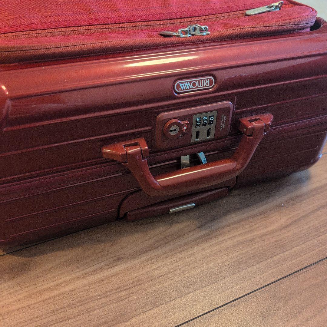 RIMOWA 赤 キャリーケース　サルサデラックス　四輪