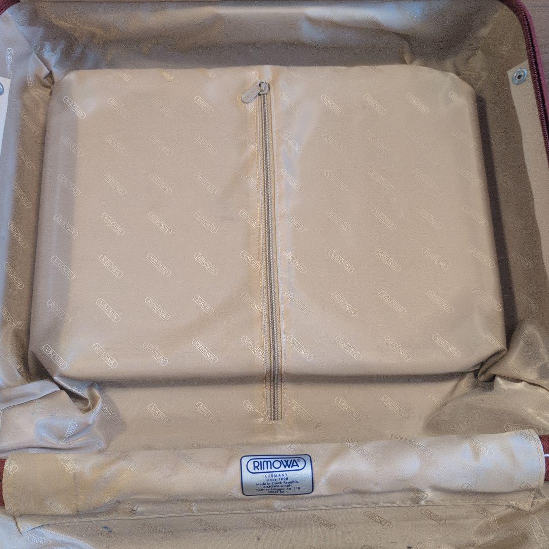 RIMOWA 赤 キャリーケース　サルサデラックス　四輪