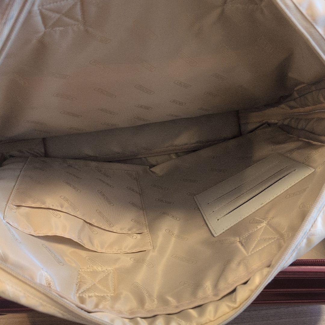 RIMOWA 赤 キャリーケース　サルサデラックス　四輪