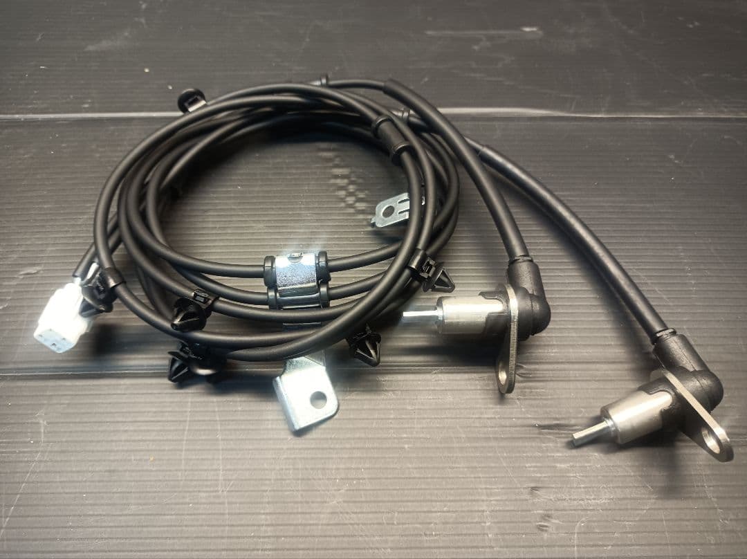 ジムニー JB23W 3型～9型 社外 ABSセンサー 車速 フロント