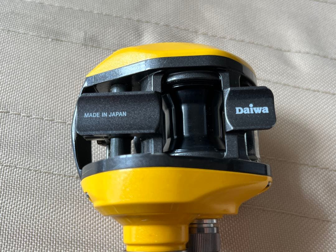 【美品】ピクシー イエローパール ダイワ Liberto Pixy