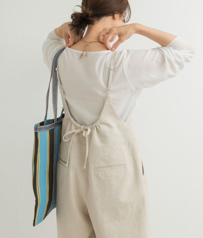 新品タグ付き　DOORS　コットンリネンBACKギャザーサロペット