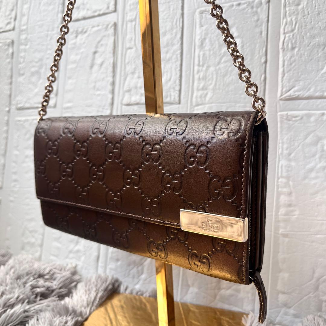 美品✨GUCCI チェーン　ウォレット　長財布　シマ　ロゴプレート　ブロンズ