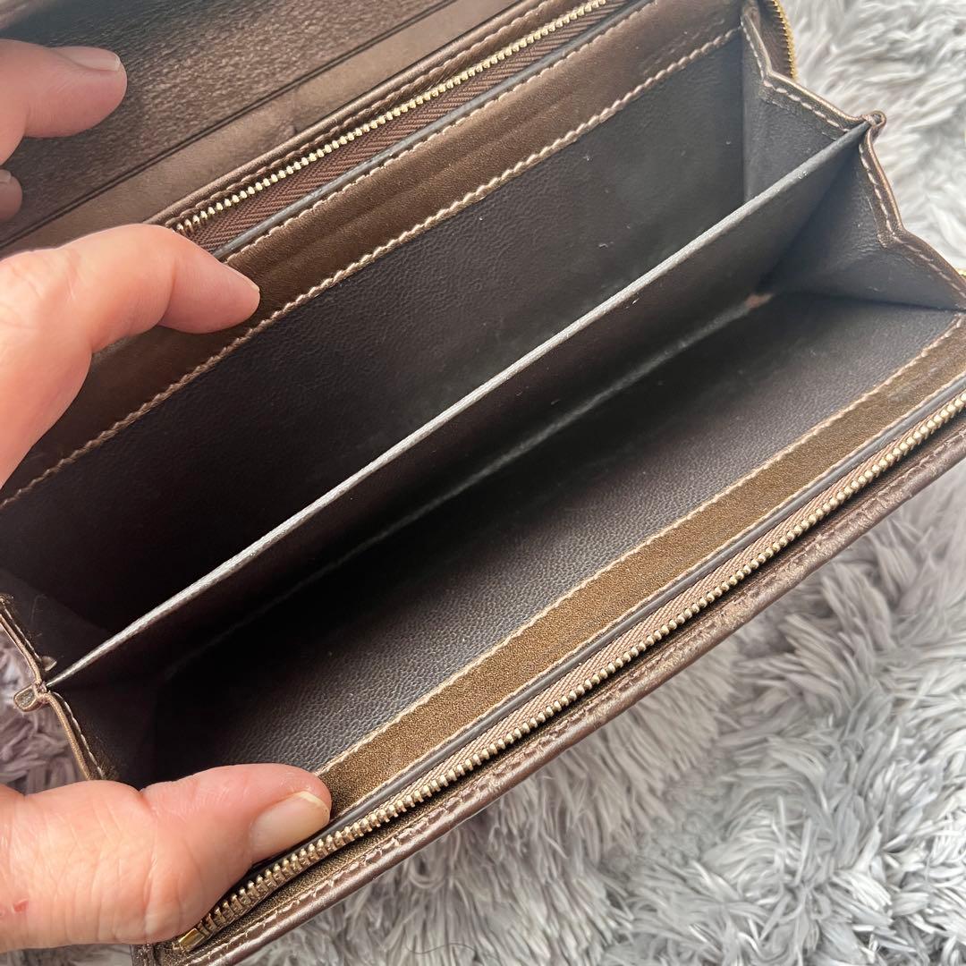 美品✨GUCCI チェーン　ウォレット　長財布　シマ　ロゴプレート　ブロンズ
