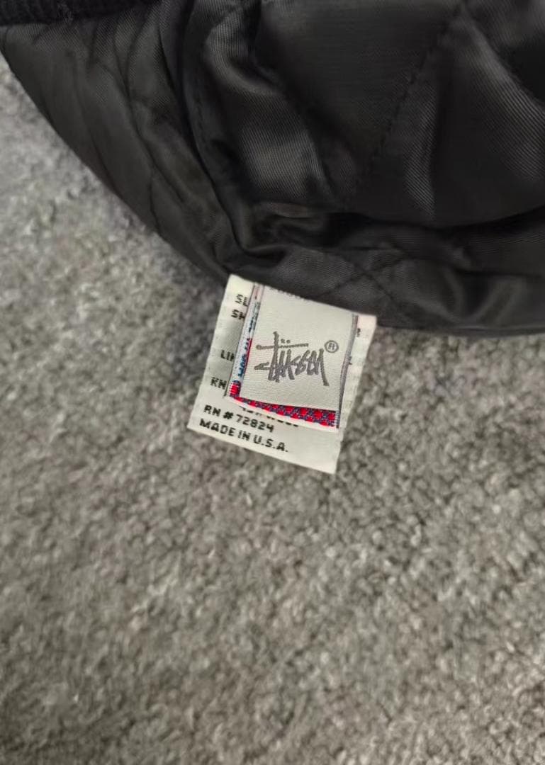 希少Stussy 25thブラック・レザー・スタジャン