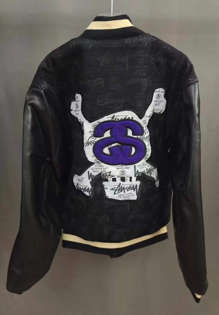 希少Stussy 25thブラック・レザー・スタジャン