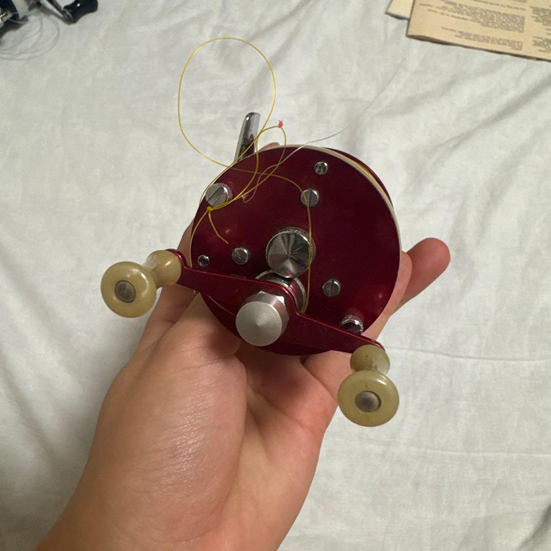 Ambassadeur 1750 A レッドリール　ジャンク品