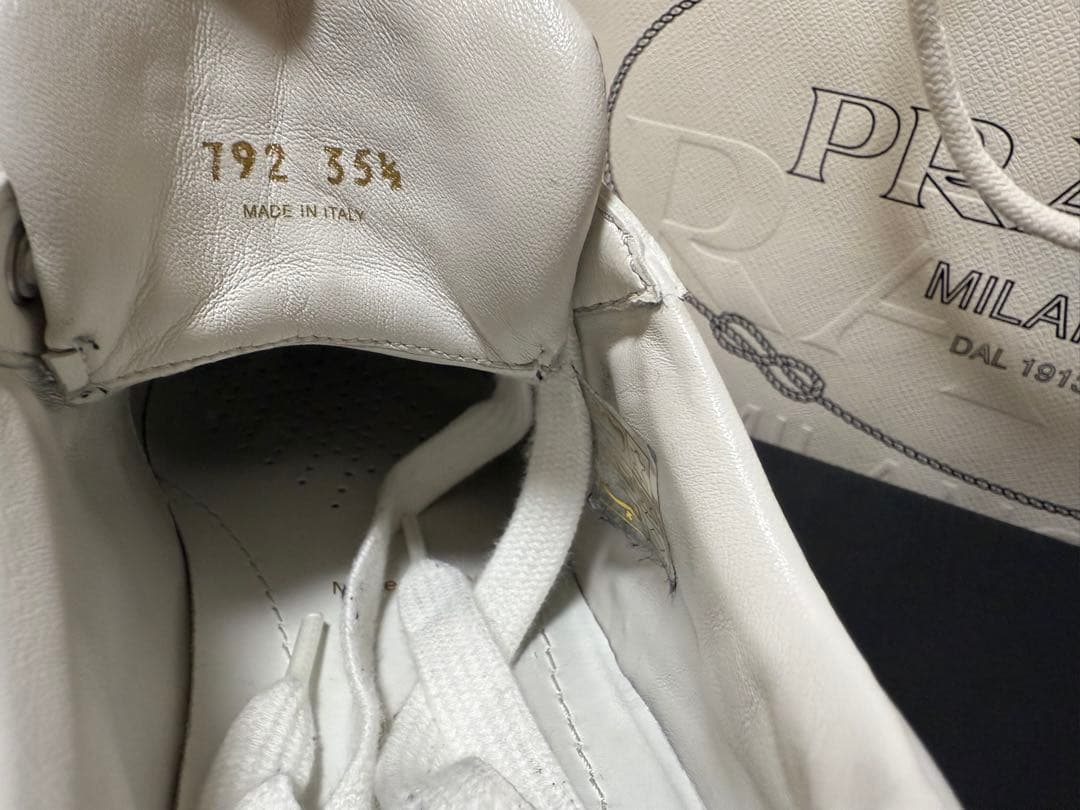 PRADA 靴レディース