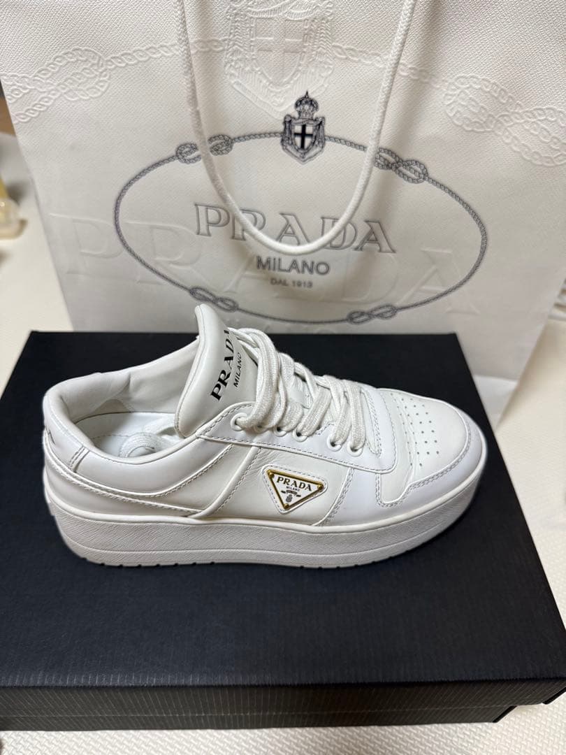 PRADA 靴レディース