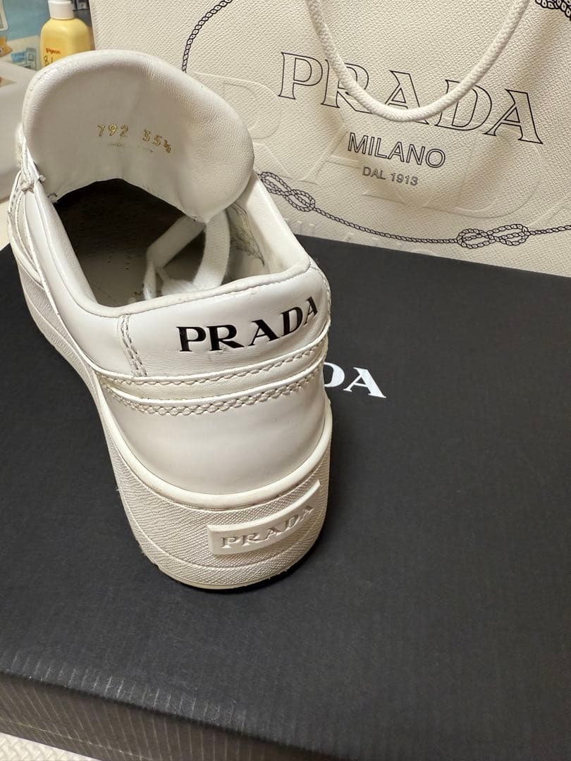 PRADA 靴レディース