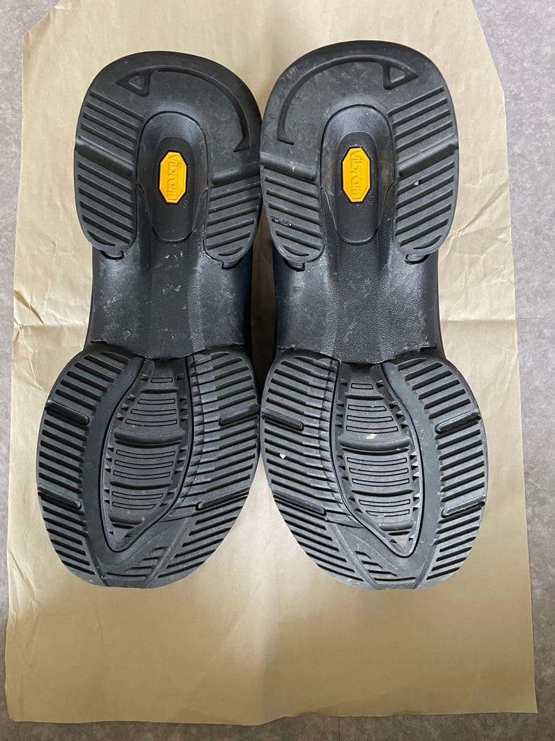 【ZARA ザラ】 Vibram® ソール レザーシューズ サイズ42-27㎝