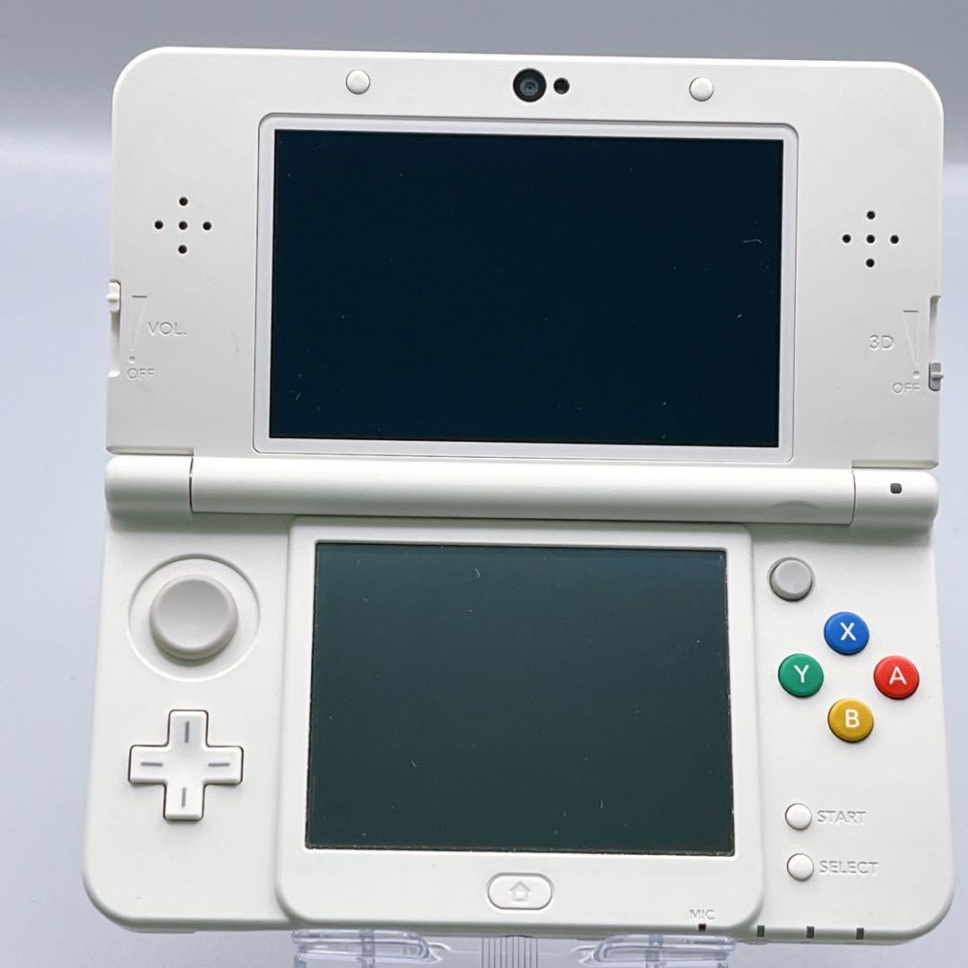 1410【極美品】Newニンテンドー3DS ホワイト