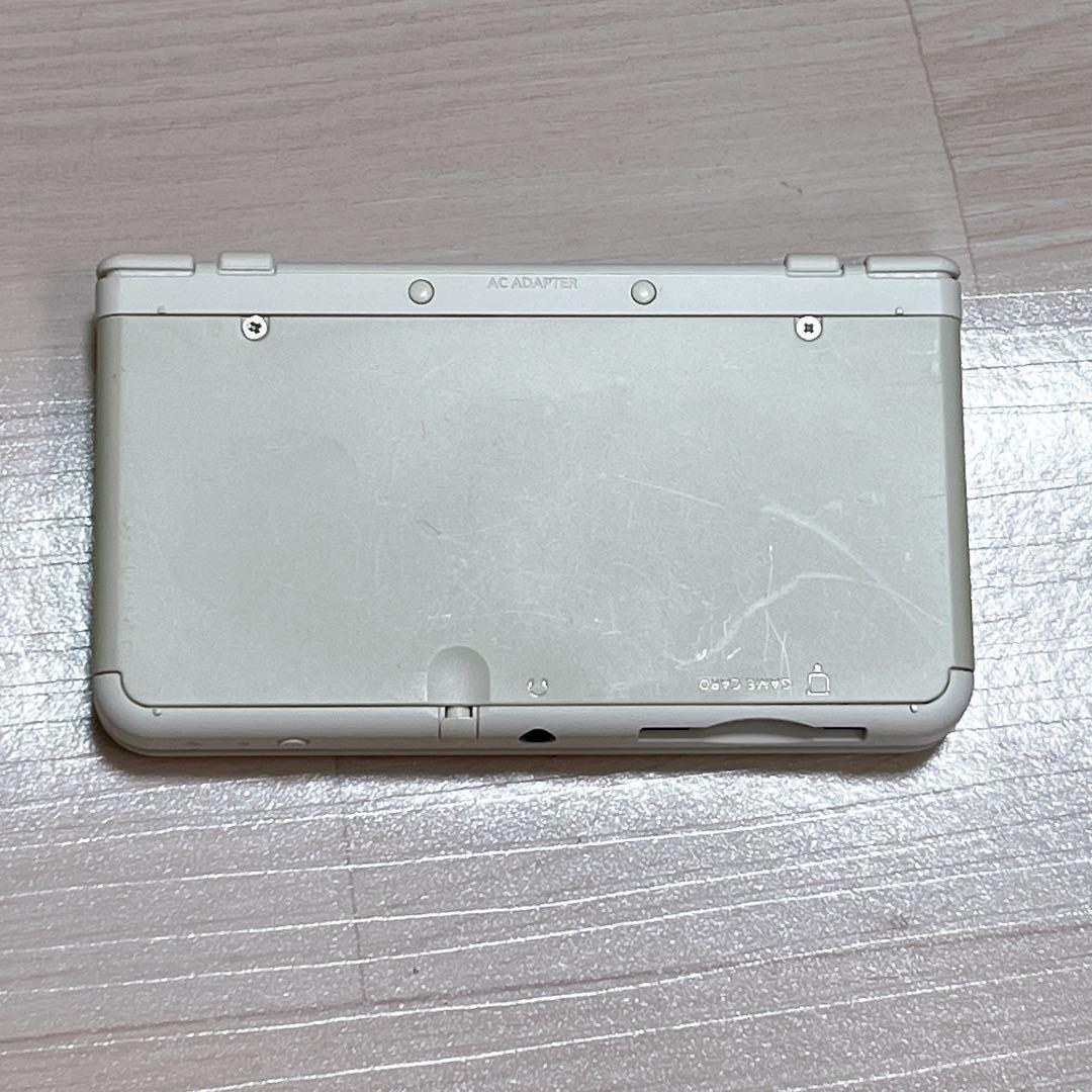 1410【極美品】Newニンテンドー3DS ホワイト