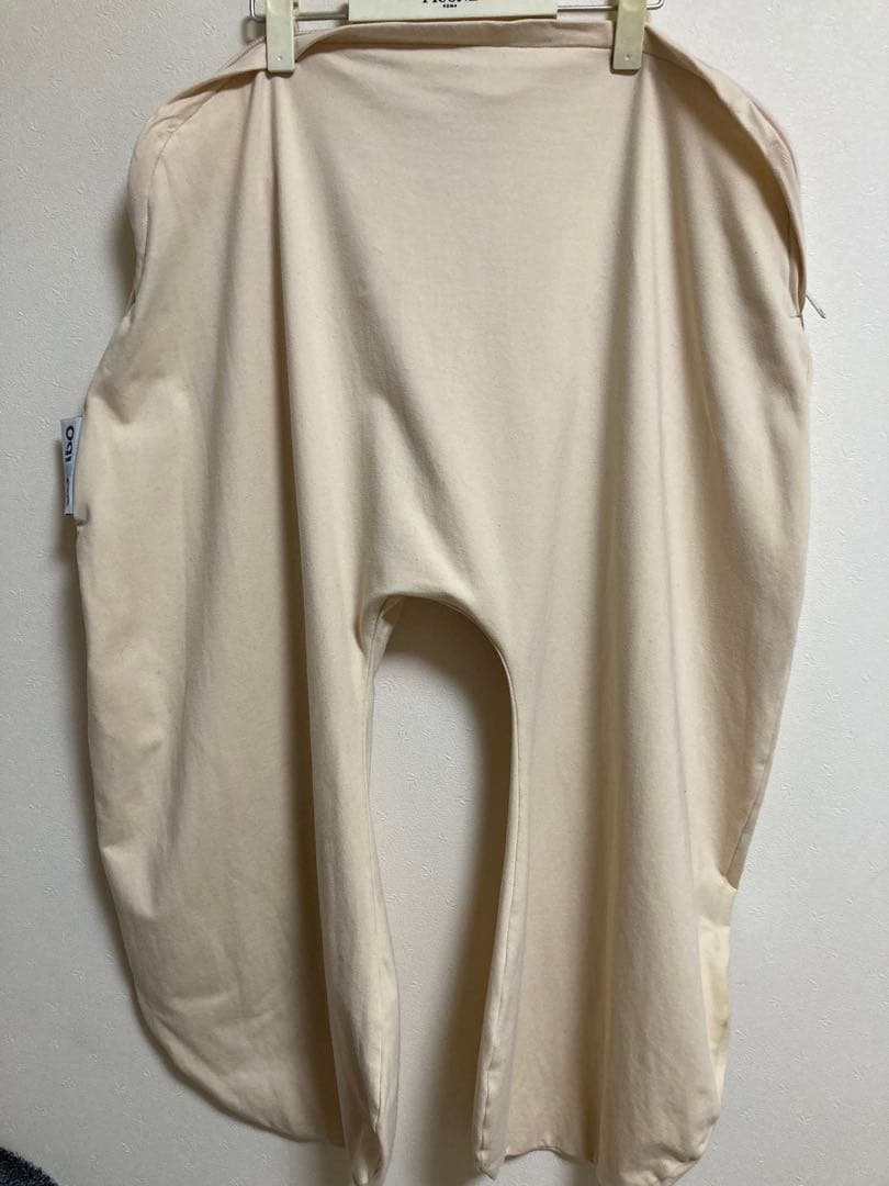 Yogibo U字型クッションとカバー クリーム