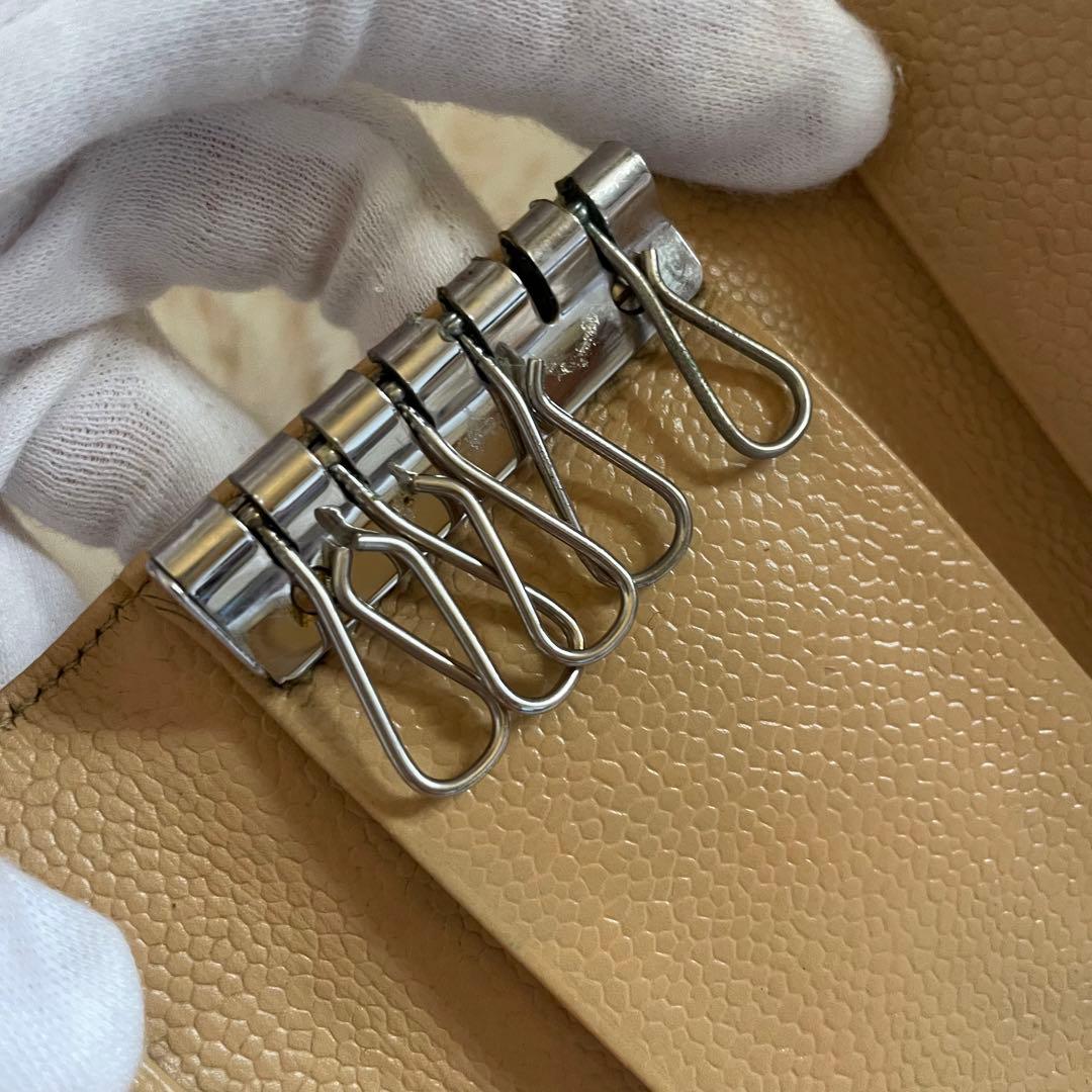 CHANEL シャネル キャビアスキン チョコバー 6連 キーケース ベージュ