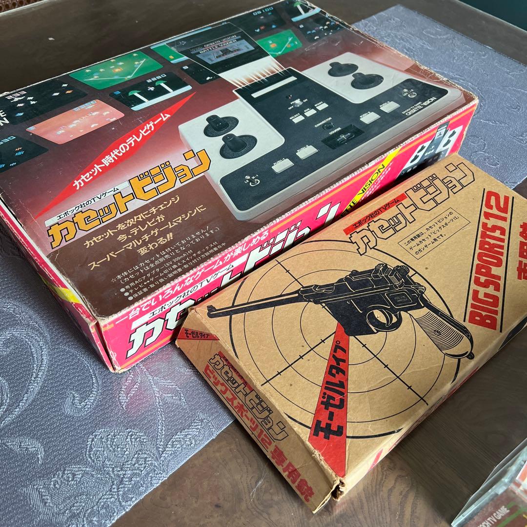 カセットビジョン本体　BIGSPORTS12専用銃　カセットセット