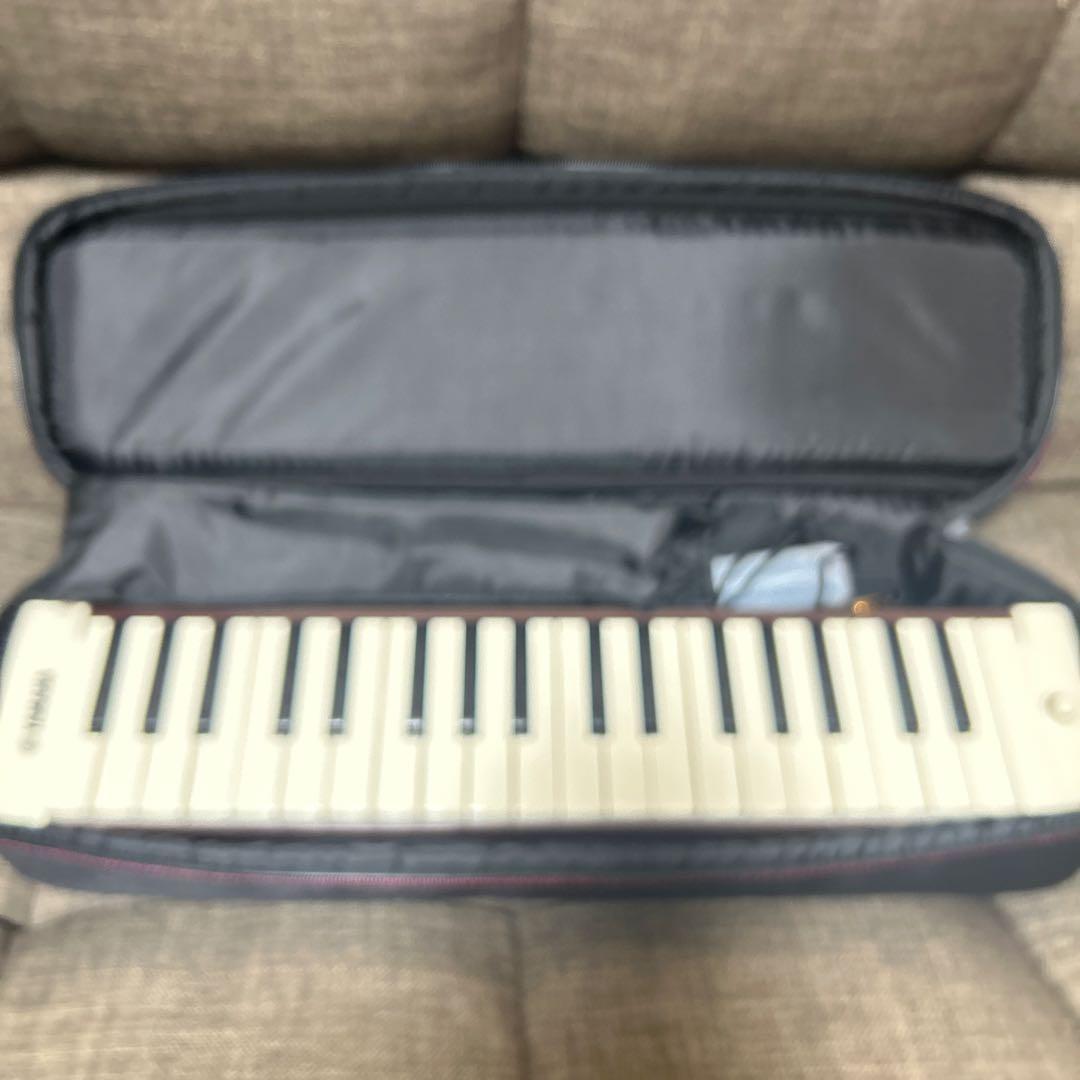 鍵盤ハーモニカ　ストラップ付き　ヤマハ　YAMAHA