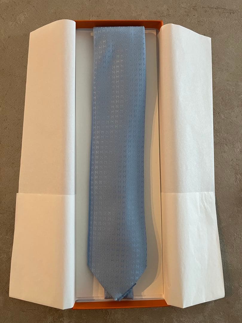 未使用エルメス ファソネ H織りタイ 8cm HERMES