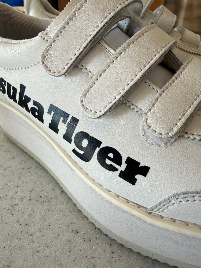 オニツカタイガーウィメンズ デレゲーションチャンク ホワイト 24cm