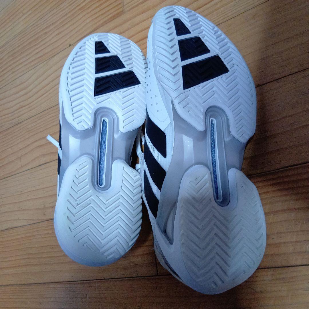 アディダス　テニスシューズ　オールコート　26.5