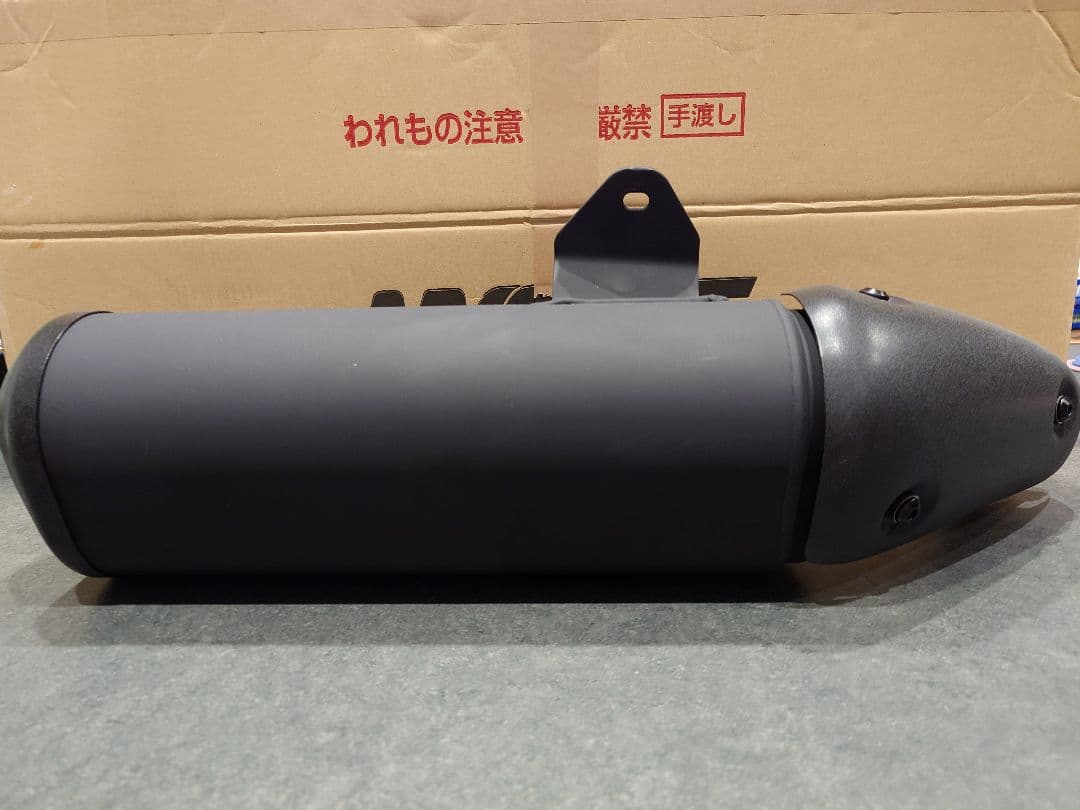 新品　Kawasakiエリミネーター400　最新モデル　純正マフラー