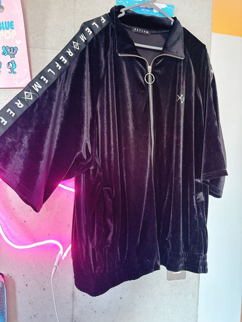 『REFLEM/レフレム』ベロアジャージ
