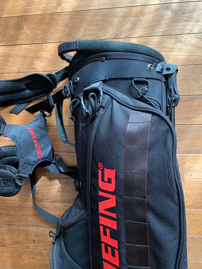 ブリーフィング　キャディバッグ　ブラック スタンド式　軽量　ショルダー式