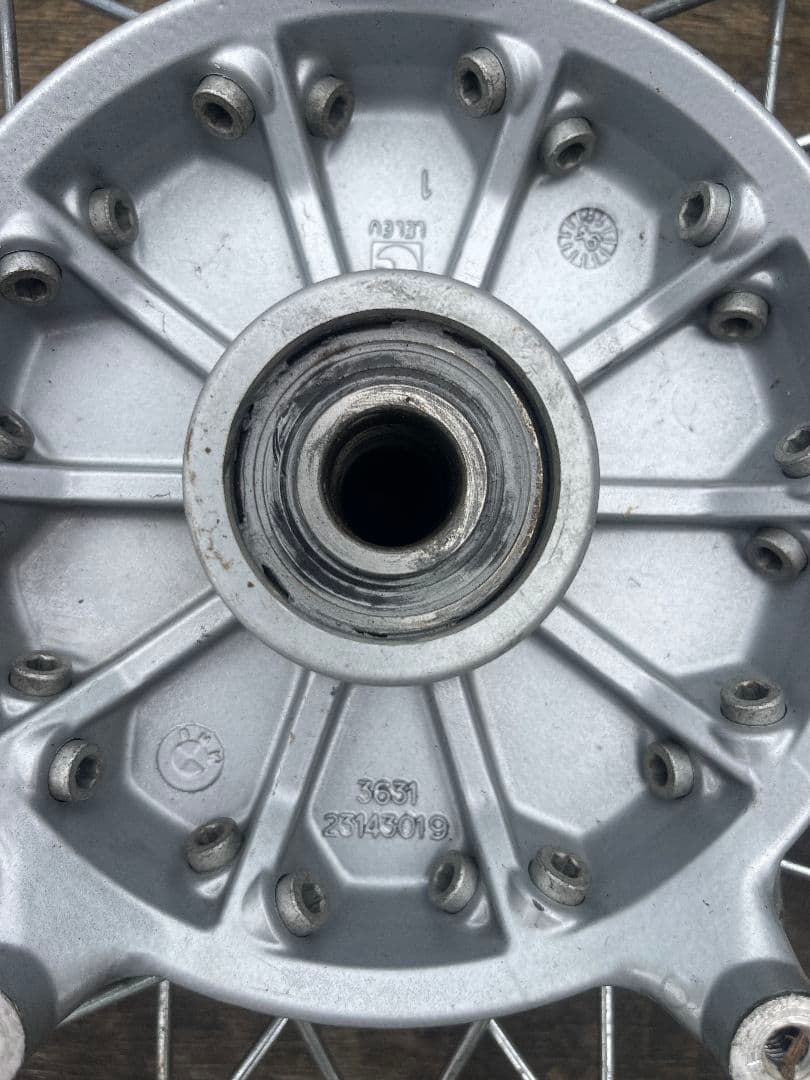 ☆R1100GS☆フロントホイール