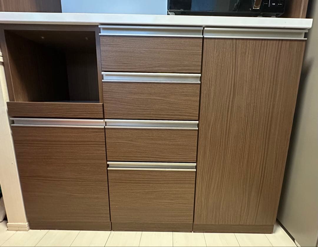 カップボード　ニトリ　食器棚　リガーレ　幅121㎝上下まとめ売り　ソフトクローズ