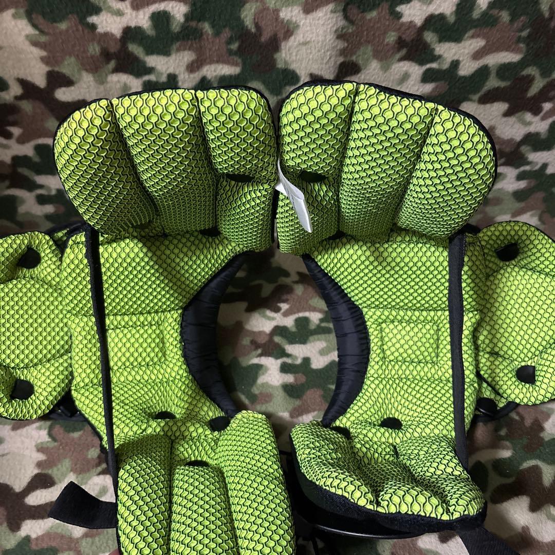 美品　アメフト　ショルダーパッド　schutt Youth 子供用　サイズXL