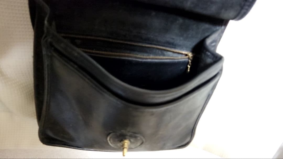 OLD COACH レザーショルダーバッグ　アメリカ製