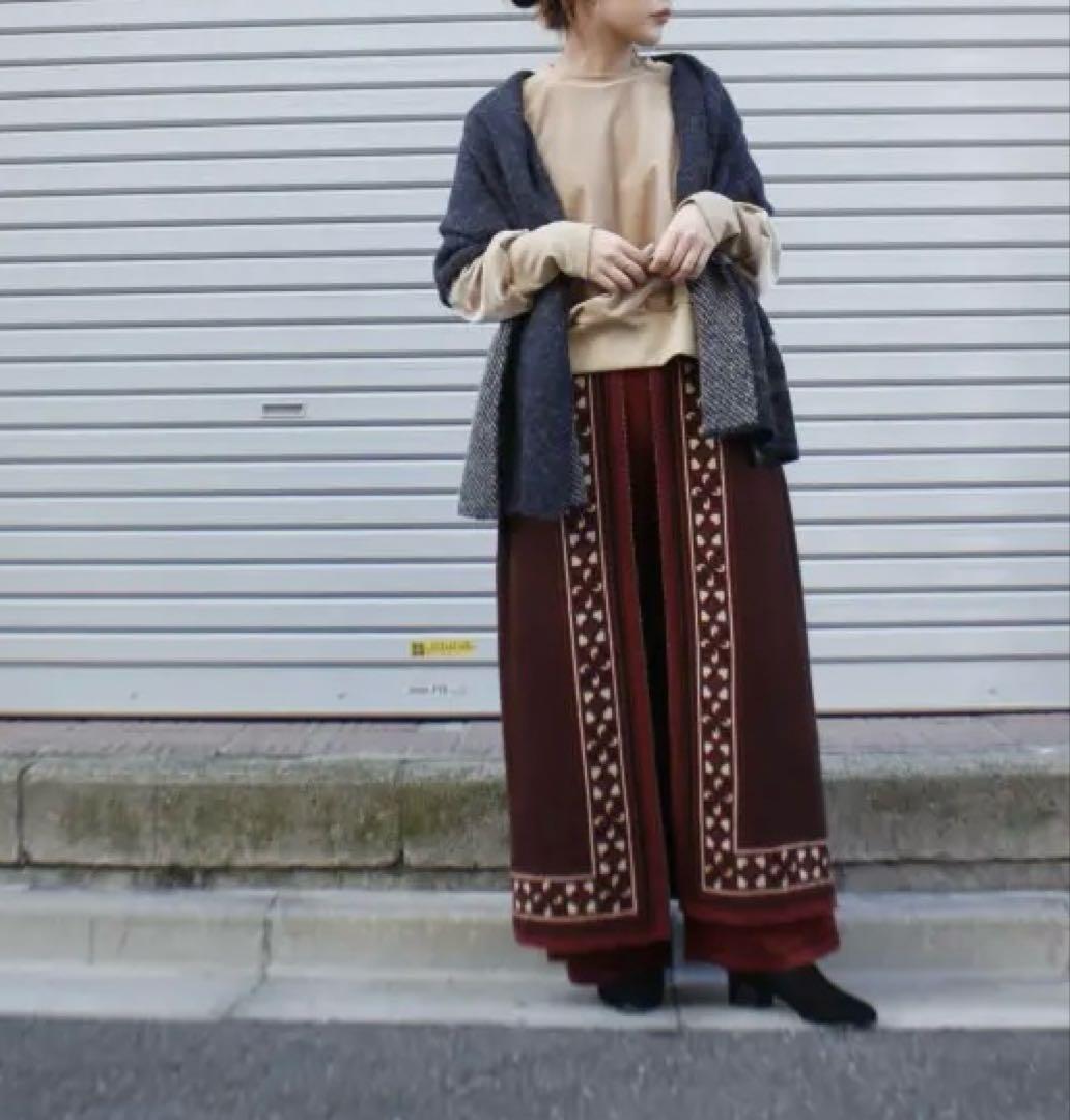 美品✨TAN 即完売品 タン タイルジャガード パンツ ニット