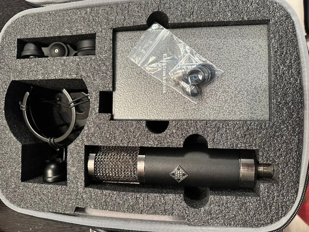 TELEFUNKEN　TF47 真空管コンデンサーマイク