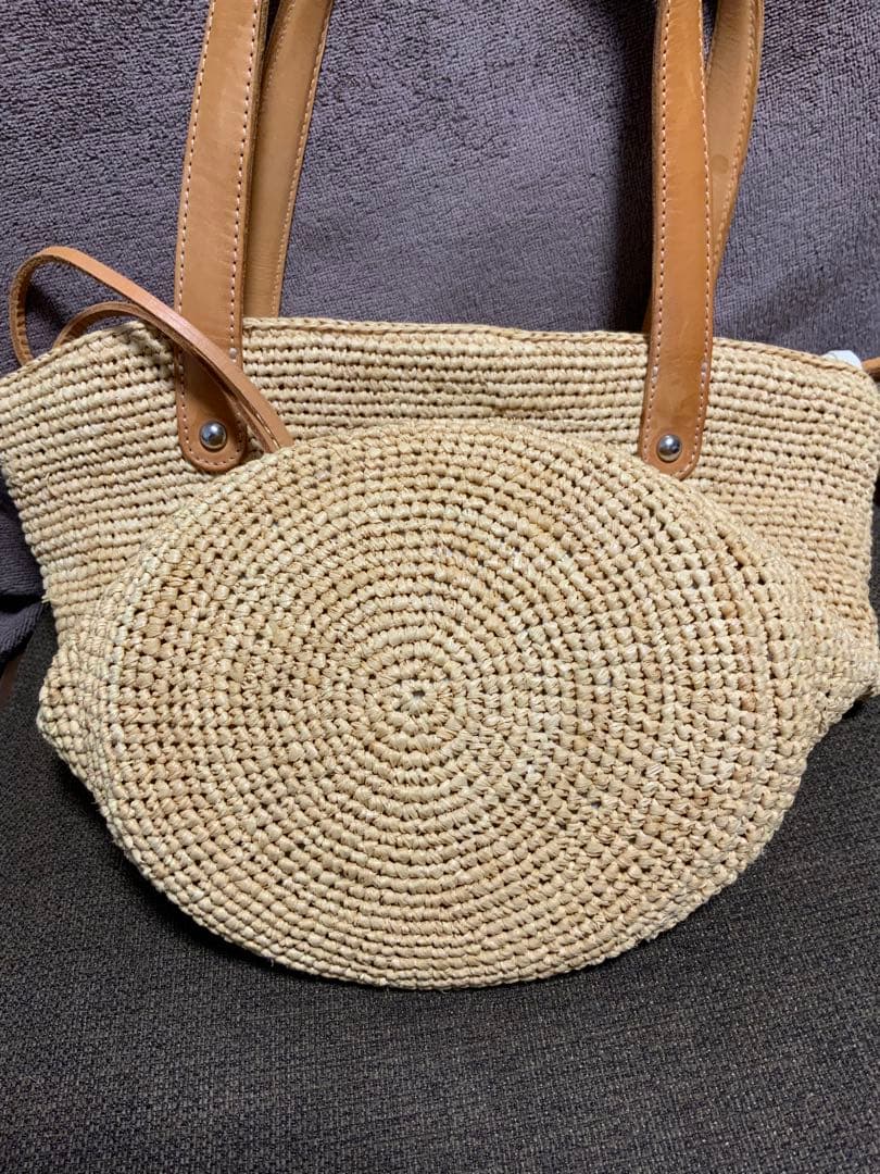 ヘレンカミンスキー バケツ型肩がけバック