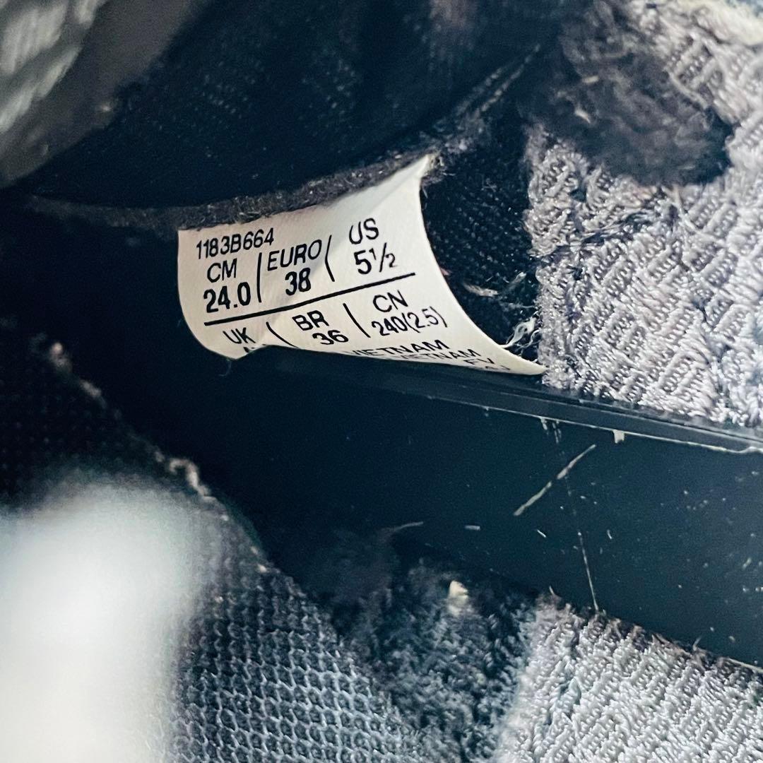 【極美品】Onitsuka Tiger タイガーアリー ブラック 厚底 24