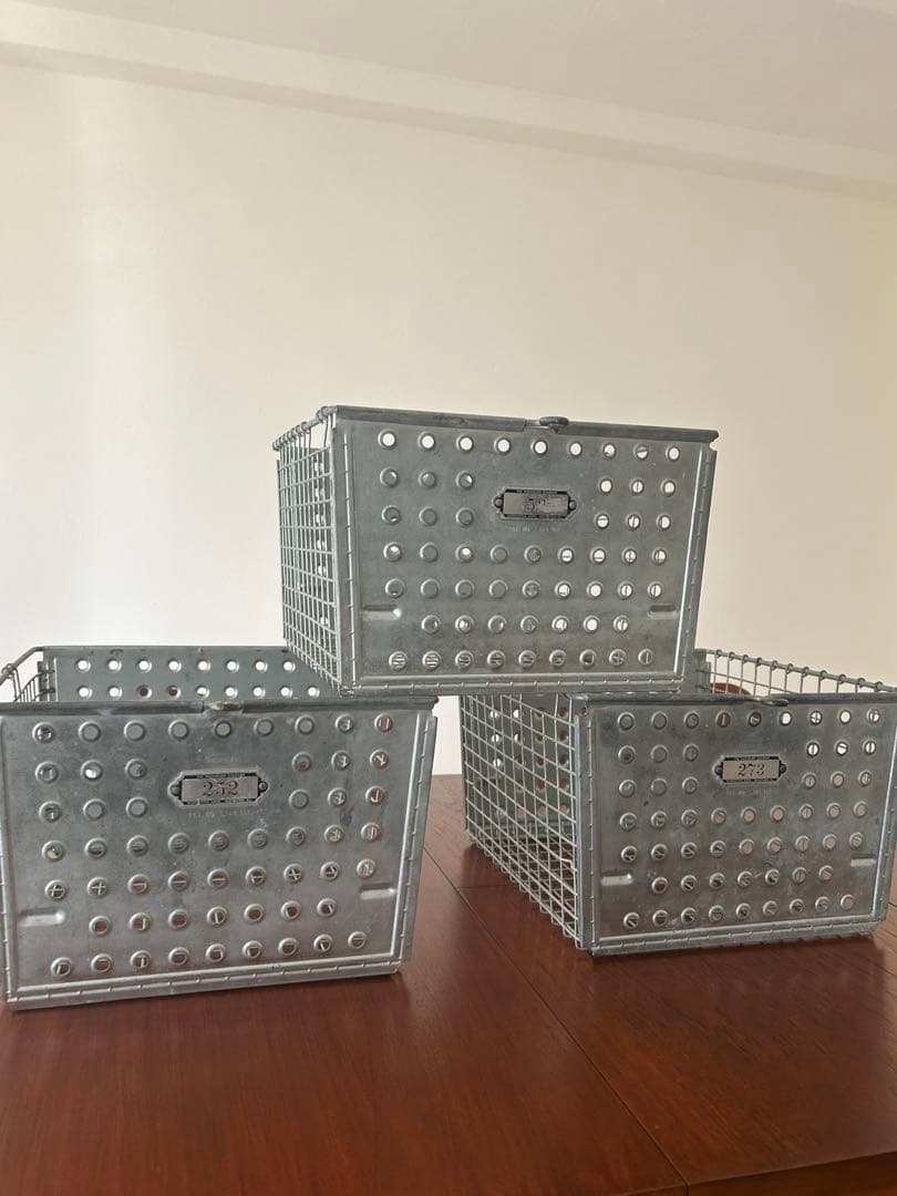 ヴィンテージメタルバスケット