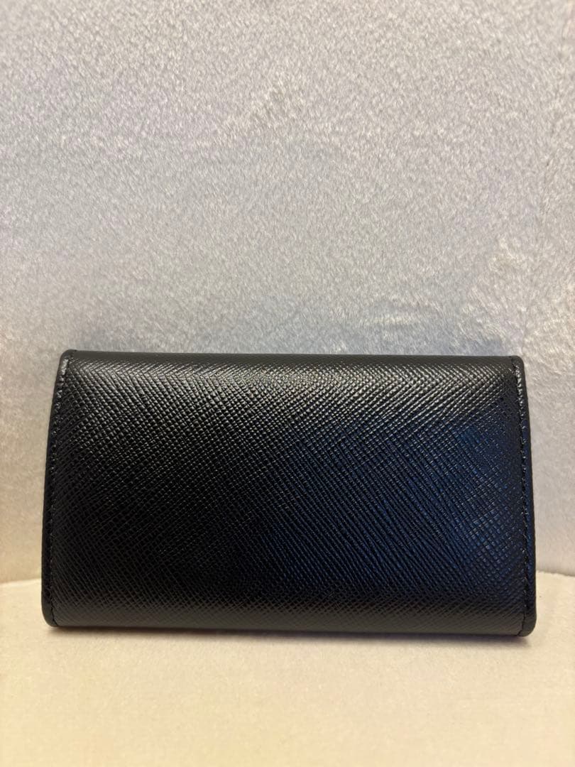 「こゆきち」　新品　PRADAプラダキーケース