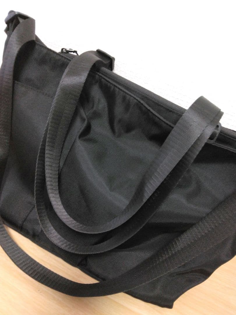 イアパピヨネ《インフルエンサーouchi企画》　アジャスタートートバッグ 横型