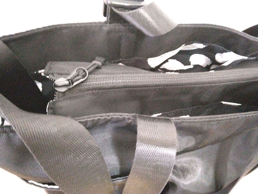 イアパピヨネ《インフルエンサーouchi企画》　アジャスタートートバッグ 横型