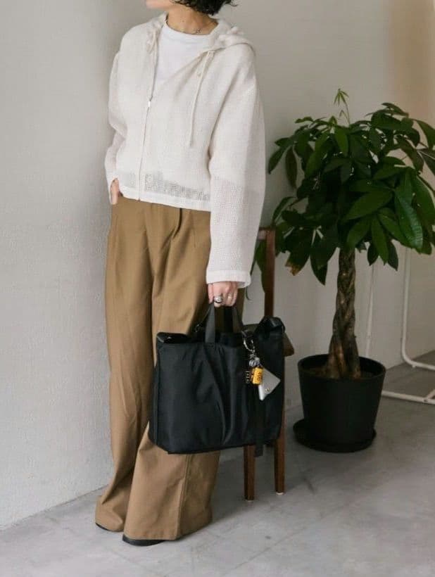 イアパピヨネ《インフルエンサーouchi企画》　アジャスタートートバッグ 横型