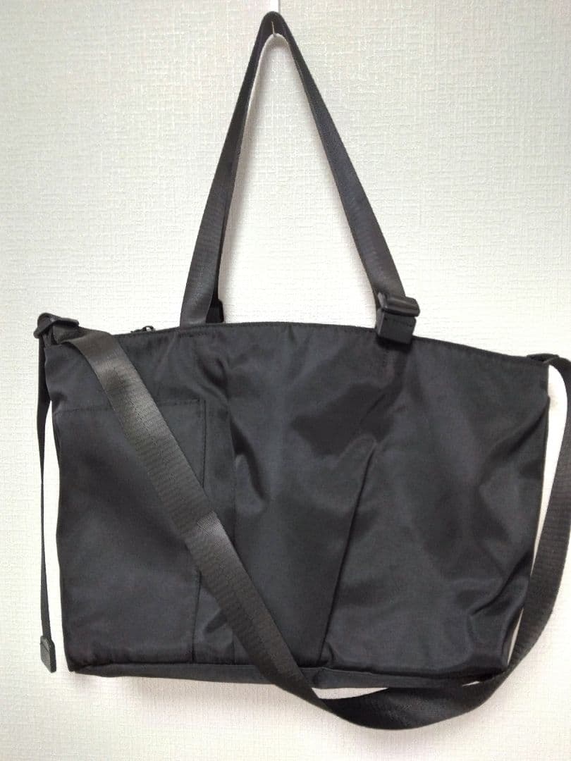 イアパピヨネ《インフルエンサーouchi企画》　アジャスタートートバッグ 横型