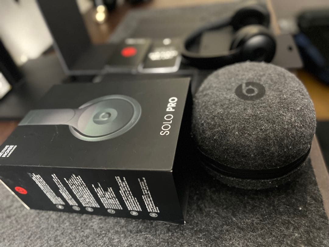 ま*様 ぽ*う様 Beats Solo Pro ワイヤレスヘッドホン