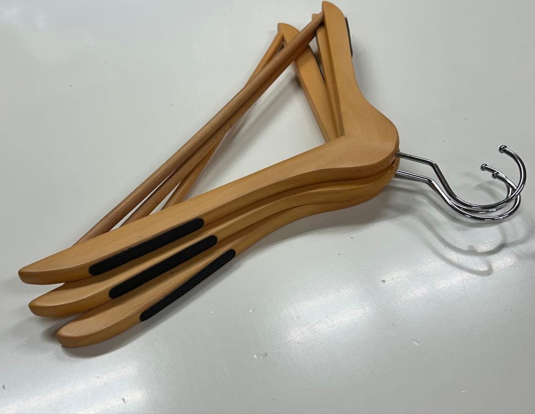 木製衣類滑り止め付きハンガー 88本セット 約43.5cm