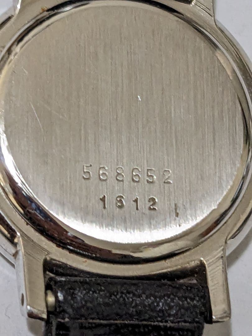 ボームメルシエ　手巻時計　ビンテージ　スイス製　ボーム＆メルシエ　swiss