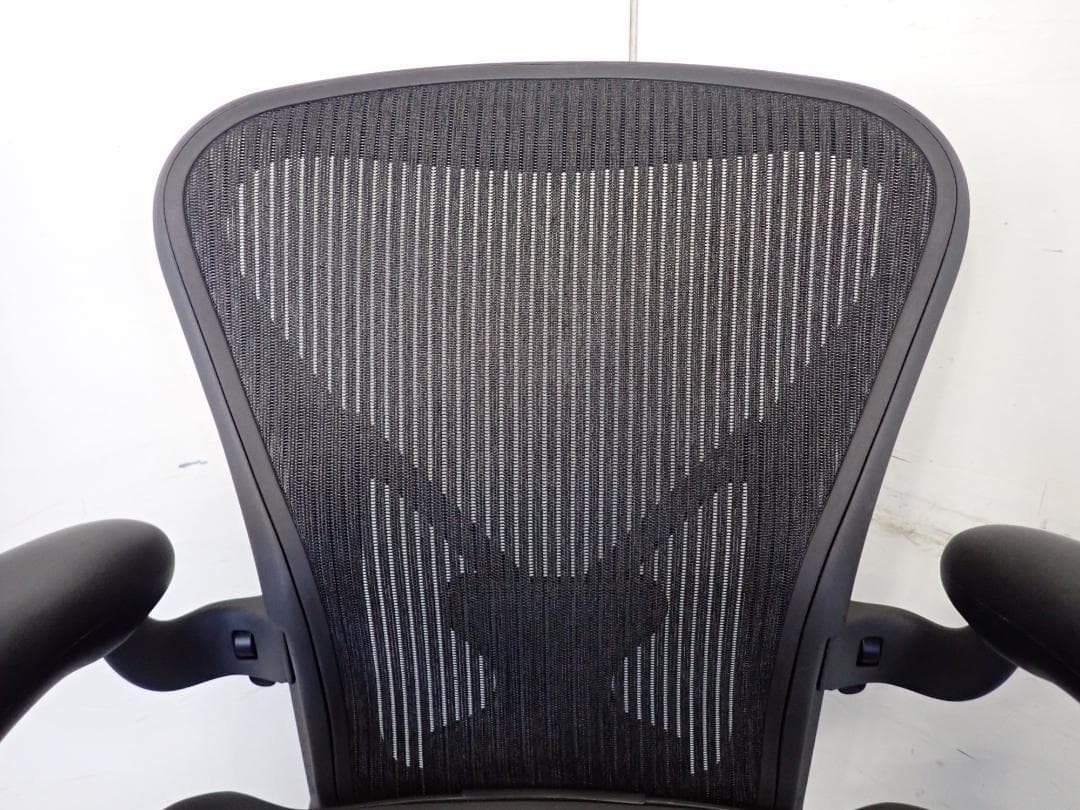 ハーマンミラー アーロンチェア　クラシックフル装備　Bサイズ